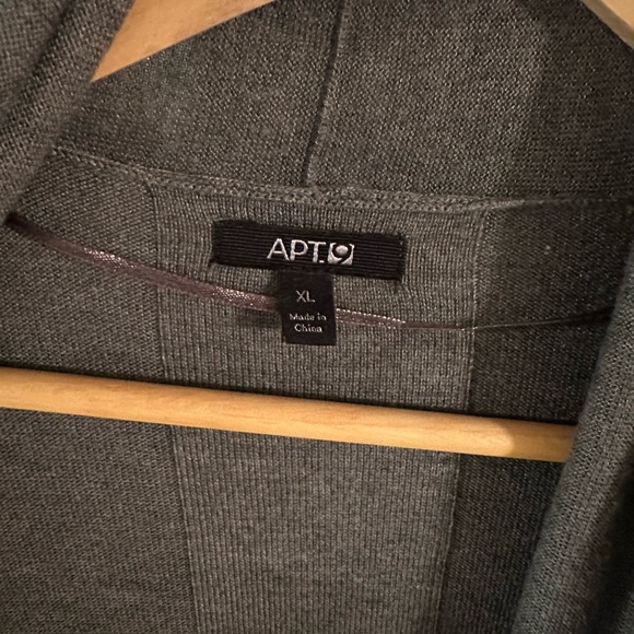 Apt 9 Gray with Black Accented Long Sleeves Open Front Cardigan, Womens Size XL - Picture 2 of 9